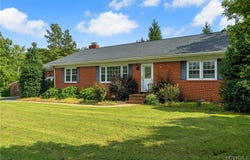 7437 Ridgeview Road, Mechanicsville, VA 23111