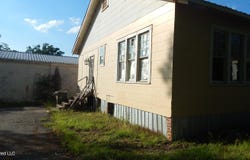707 Turner Street, Waynesboro, MS 39367
