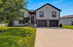 18611 E 9th Terrace N, Independence, MO 64056