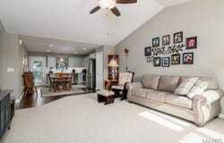 5 Willow Lane, Highland, IL 62249
