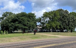 16659 Highway 90, Bedias, TX 77831