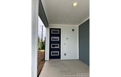 310 W Evergreen St #113, San Antonio, TX 78212