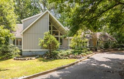 32 Whitley Drive, Chapel Hill, NC 27517