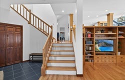 23 Greybirch Rd, Andover, MA 01810