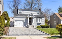 64 South Pkwy, Clifton City, NJ 07014-1412