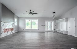 1915 E 59TH Court, Davenport, IA 52807