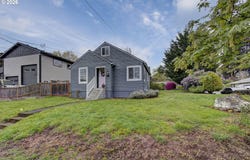 1923 G St, Washougal, WA 98671