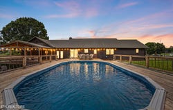 918 Meadow Rd, Greenback, TN 37742