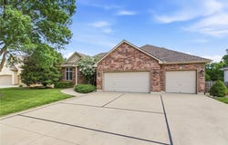 2001 SW Wall Street, Blue Springs, MO 64015