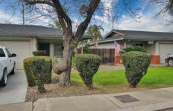 211 Kingston Lane, Modesto, CA 95354
