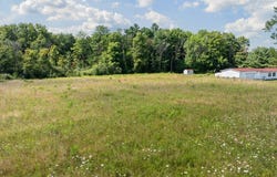 24865 Center Avenue, Alliance, OH 44601