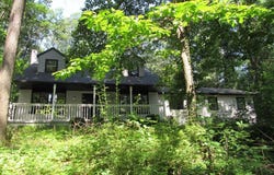 7923 HICKORY ROAD, STEWARTSTOWN, PA 17363