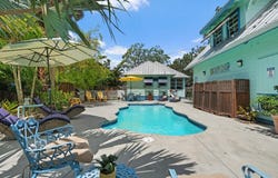 111 29TH STREET W, BRADENTON, FL 34205