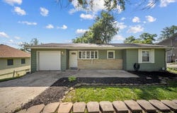1017 S Trail Ridge Drive, Independence, MO 64050