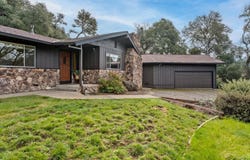 1261 Deerwood Drive, Ukiah, CA 95482