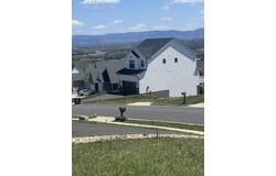 119 CHAMBERLAIN DR, STAUNTON, VA 24401