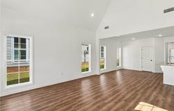 1041 HUNTERS Way, OPELIKA, AL 36801