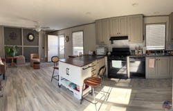 2252 Wellington Green Dr, Clarksville, IN 47129