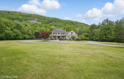 6005 Powell Valley Rd, Big Stone Gap, VA 24219