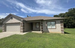 476 Bobwhite Hollow, Lonoke, AR 72086