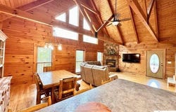 325 Lake Front Road, Leitchfield, KY 42754