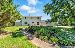 1404 Nile Kinnick Drive S, Adel, IA 50003