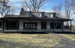 10 Logan Trace, Huntington, WV 25705