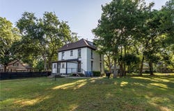 404 S Sycamore Street, Ottawa, KS 66067