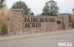 HURFF Drive lot: 79, Elmwood, IL 61529