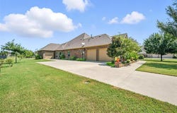 186 Las Colinas Trail, Cross Roads, TX 76227