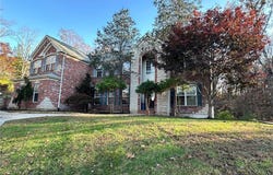 18498 Hollow Hills Drive, Wildwood, MO 63069