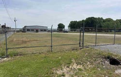 2008 S Benton, Searcy, AR 72143