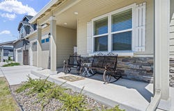 5094 CEDAR VIEW Dr, Springfield, OR 97478
