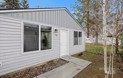 711 E Ave D, Jerome, ID 83338