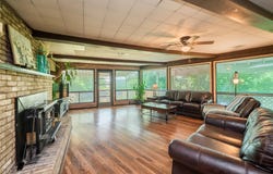 10904 Travis DR, Jonestown, TX 78645