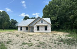 1582 S Nc 41 & 111 Highway, Beulaville, NC 28518