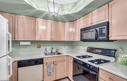 47 Park Edge, Berkeley Heights Twp., NJ 07922-1281