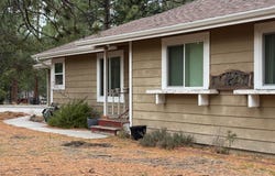 17310 Blocker Ct, Weed, CA 96094