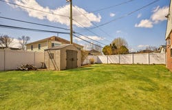 23 Garden Circle, Syosset, NY 11791