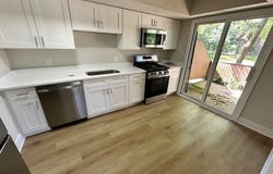 9586 Fernwood Drive, Olmsted Falls, OH 44138