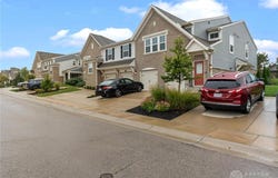 226 Old Pond Road, Springboro, OH 45066