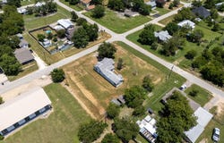 325 E Bell ST, Bartlett, TX 76511
