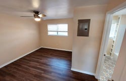 302 W Sandstone Street, Llano, TX 78643-1111