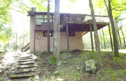 101 Gum Terrace, Greentown, PA 18426