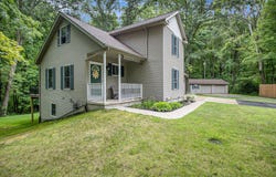 10950 W Drive N, Bellevue, MI 49021