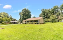 738 Korner Rock Road, Kernersville, NC 27284