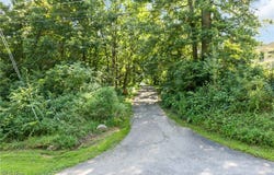 1043 N Honeytown Road, Wooster, OH 44691