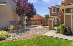 500 Birdsong ST, GILROY, CA 95020