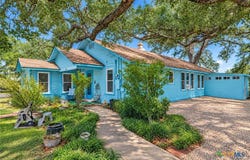 616 Lay Road, Lockhart, TX 78644