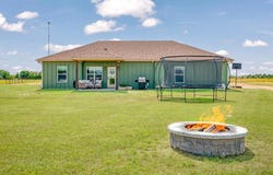 204 Private Road 33083, Sumner, TX 75486
